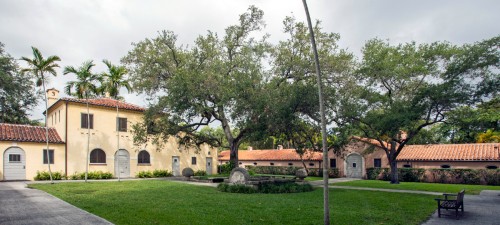 Vizcaya Village Photo by Robin Hill (c) LO RES